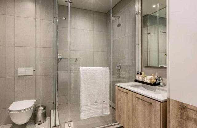 Menlyn Maine Residence Unit 1419