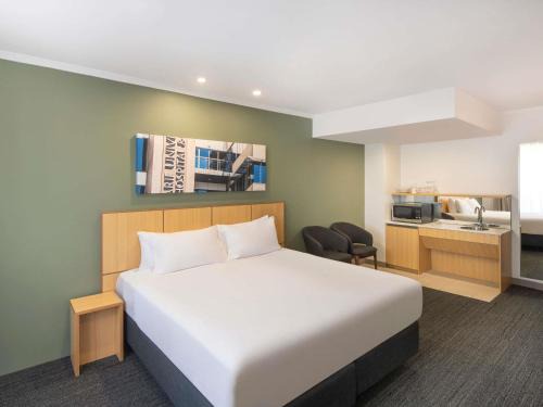 Mercure Sydney Macquarie Park