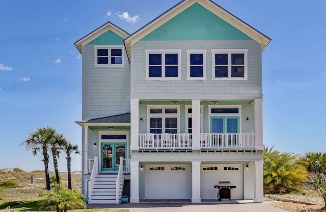 Mermaid Castle | Oceanfront Luxury Beach House | Rooftop Deck