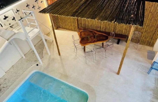 [Meteor Garden Villa] 6 bedrooms, 8 beds, 100 meters from Jomtien Beach