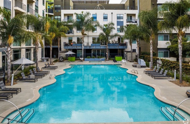 Metro Mission Valley – 1BRs with luxe perks and energy-smart design.