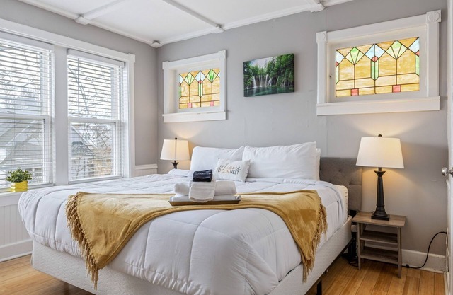 Metropolitan Retreat by StayLage
