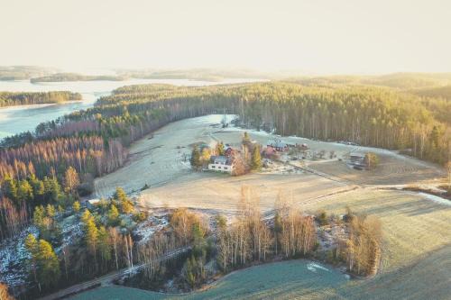 Metsäsydän huonemajoitus