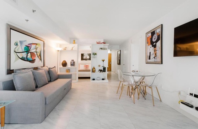 Miami Downtown Brickell Popular 4 BedRooms Bayview
