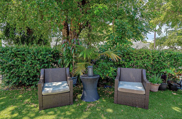 Miami Vacation Home 4 bedroom Parking.