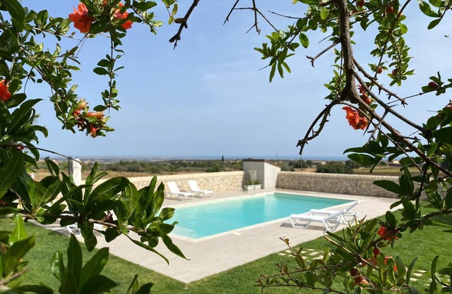 Miccio - Independent apartment in a period farmhouse with swimming pool