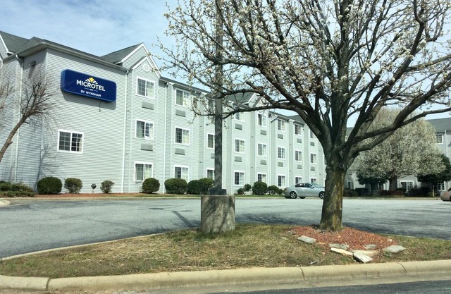 Microtel Inn by Wyndham Greensboro