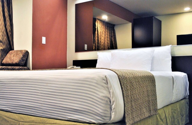 Microtel Inn & Suites by Wyndham Toluca