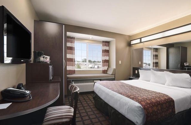 Microtel Inn & Suites by Wyndham Sidney