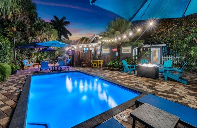 Mid-Century Gem: Pool, Privacy, and Palm Trees