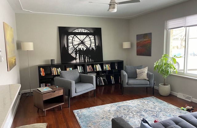 Mid-Century Modern 2 Bedroom Rambler in the heart Longmont