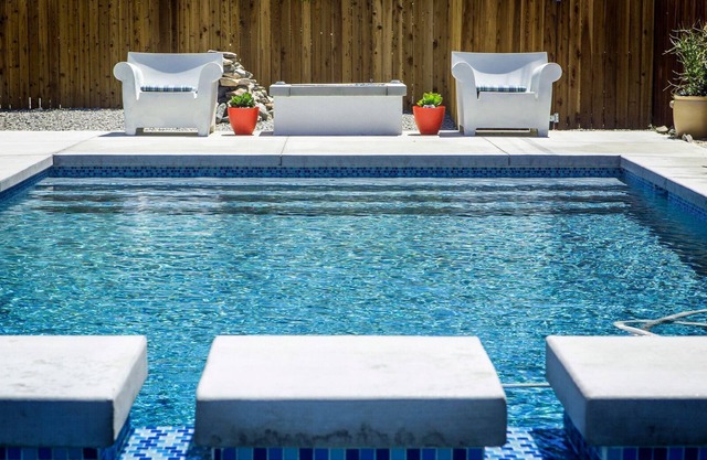 Mid Mod Bungalow with Amazing Saltwater Pool, Spa, Peaceful and Desert Views