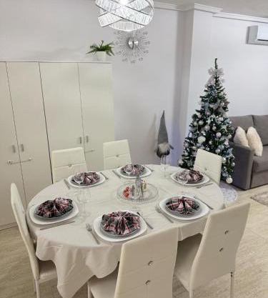 Midas One Apartment