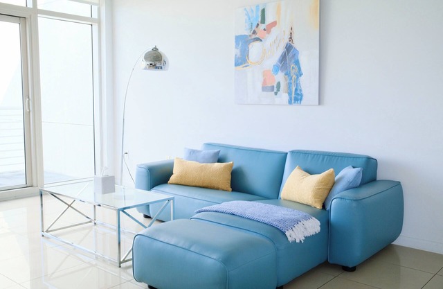 Midtown Miami/Wynwood 1 BR Condo w/FREE PARKING & VIEWS!