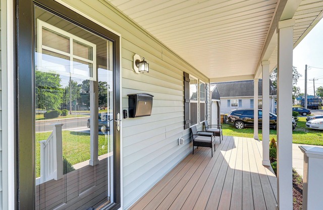 Milford Home w/Private Pool: 12 Mi to Beaches!