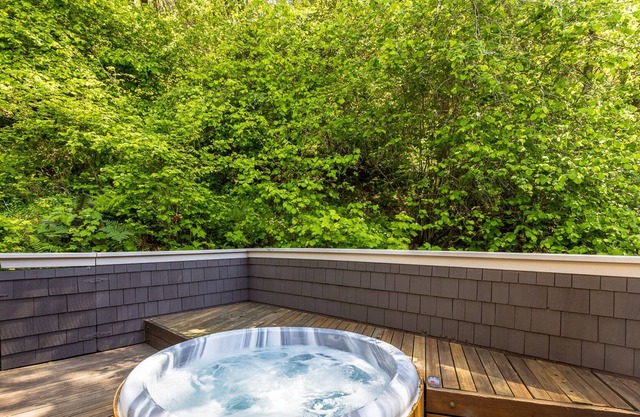 Mill Valley Gem 3BR Unbeatable Location w/ Hot Tub