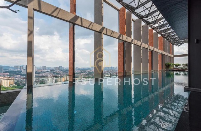 Millerz Square Tower E Near MidValley by YourSuperhost