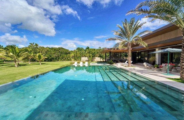 Mimi in Casa de Campo by Personal Villas - Infinity Pool and a Heated Jacuzzi