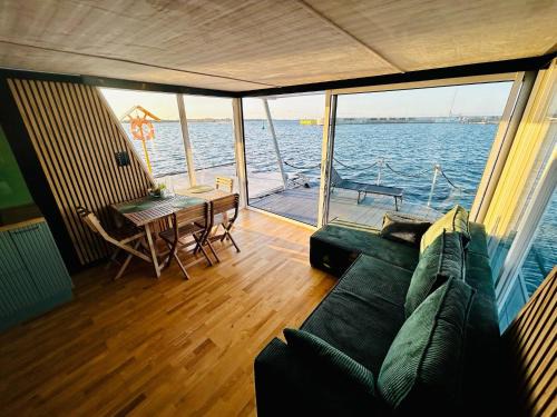 Mindset Houseboat - apartament na morzu