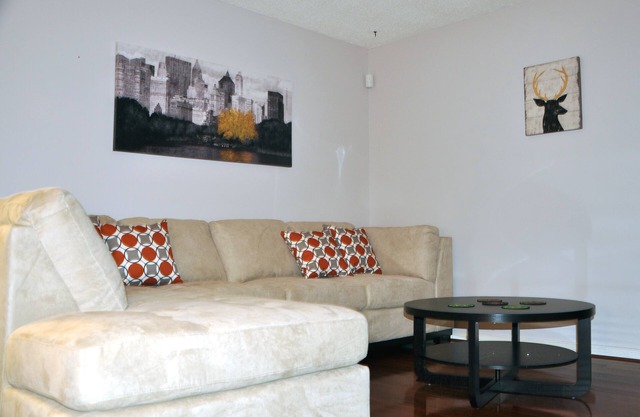 Mingde home in Mississauga Streetsville