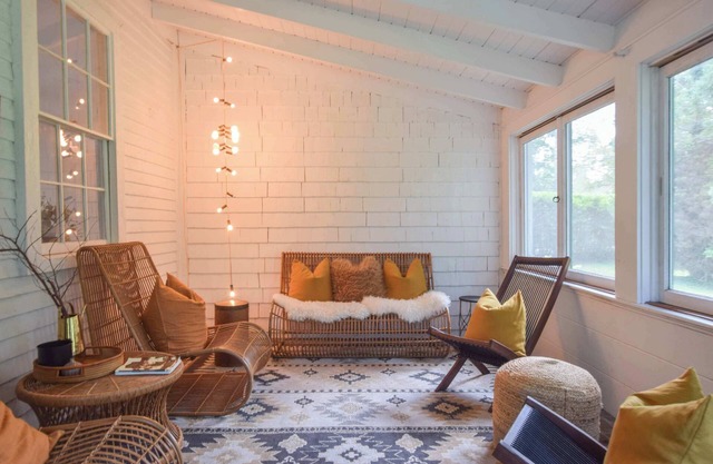 Mins to Beach, NEW AC and Game Room in 2026!