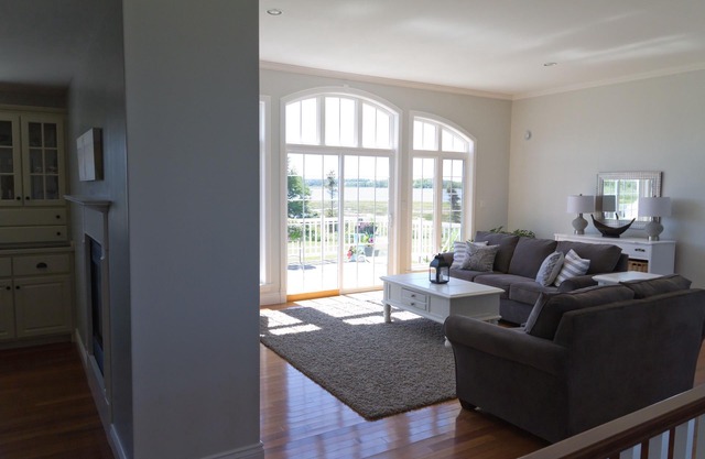 Minutes From Charlottetown, Surrounded by Water & Countryside