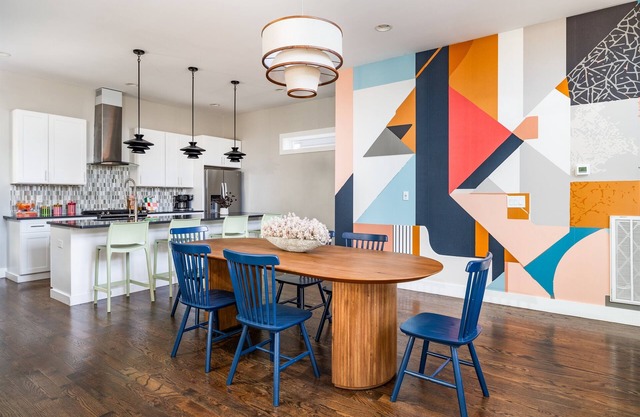 Minutes to Downtown Nashville: Game Room + Rooftop Deck