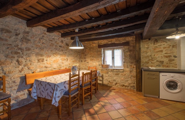 MIRADOR DE VALCABADO HOUSE