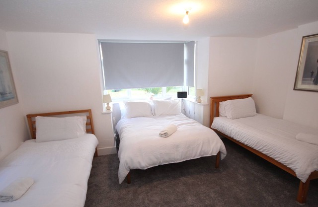 Misty Blue Cottage Heathrow