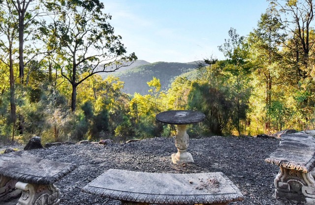Misty Mountain Hideaway at Murrays Run ultra private rural escape with stunning views