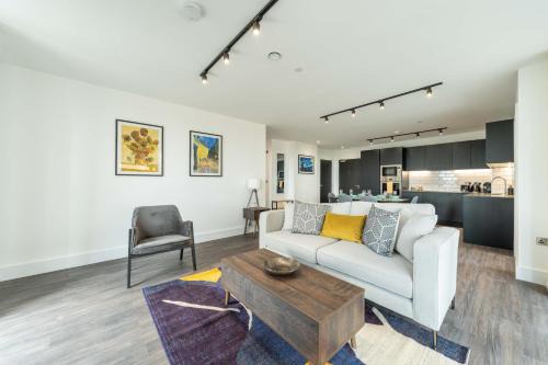 Mitre Van Gogh by Artsy