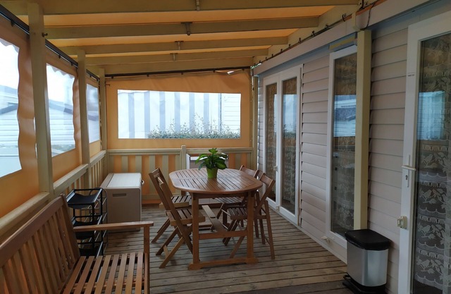Mobil-home Dans Camping Calme Avec Piscine, 2,8 km de la Plage