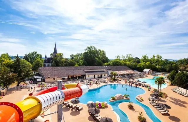 Mobile-home | Comfort | 2 Bedrooms | 4 pers. | Raised terrace | A/C