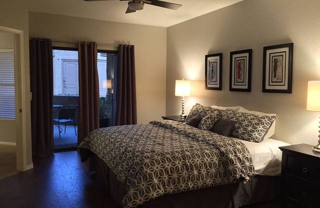 MODEL SHARP CONDO 2BR, 2BA SIGNATURE SCOTTSDALE