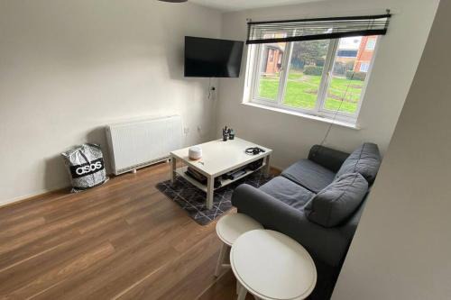 MODERN 1 Bedroom Ground Floor Flat