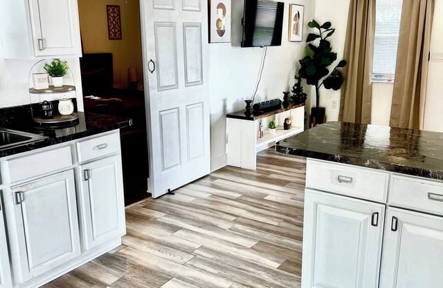 Modern 1-bedroom house in Port St. Lucie with brand new marble shower and pool!