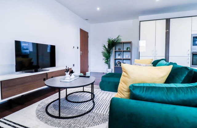 Modern 2 bed luxury Apartment