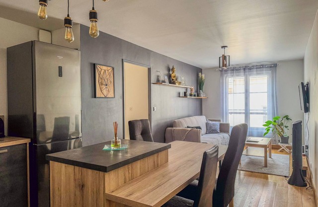Modern 2-bedroom apartment in the center of Chartres