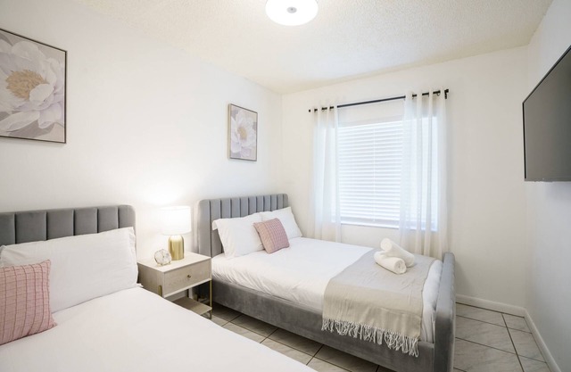 Modern 2 Bedroom in Heart of Wynwood Art District