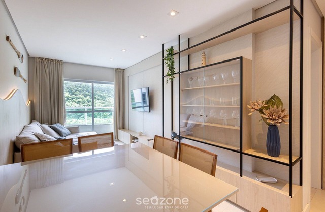 Modern 2BR Apt Close to the Beach Stl0702