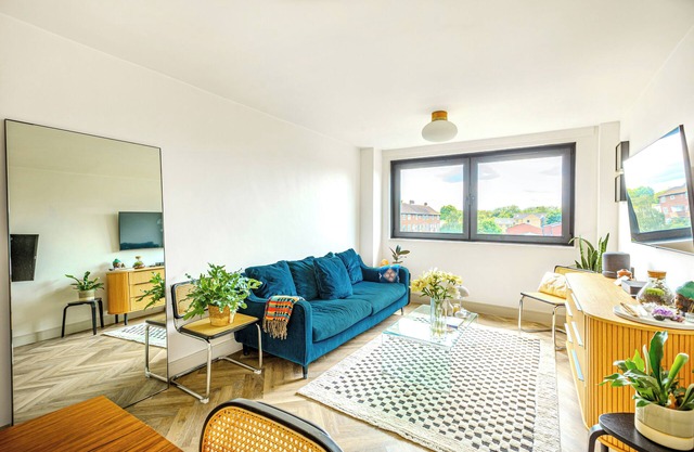 Modern 2BR Duplex in Clapton, 1min Rectory Rd. St.