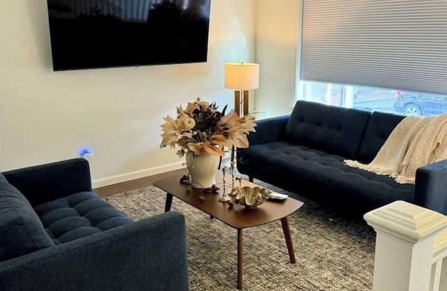 Modern 2BR Getaway Prime Downtown Location