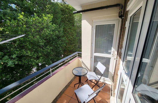 Modern 3 bed Walking Distance to Wimbledon Tennis!
