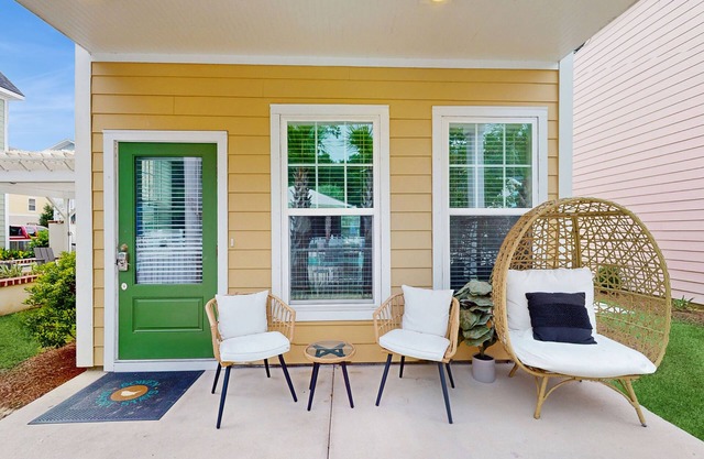 Modern 3BR Cottage in Pet Friendly Luxury Resort w/Pool