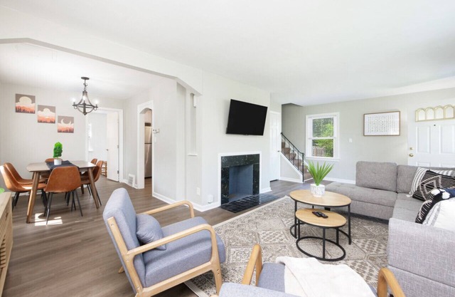 Modern 3BR home next to park, office space, & more