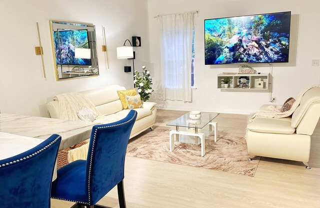 Modern 3BR Near Uptown, Backyard + Fast Wi-Fi