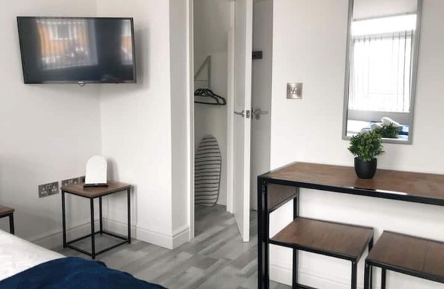 MODERN 8min to City ★ Work & Leisure ★FREE Parking