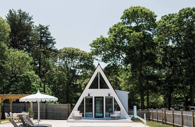 Modern A-Frame cottage with Pool set on a Horse Farm. 5 minutes from the beach!