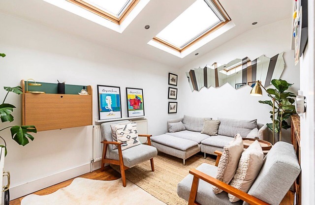 Modern & Airy 2-Bed Gem in Trendy Stoke Newington