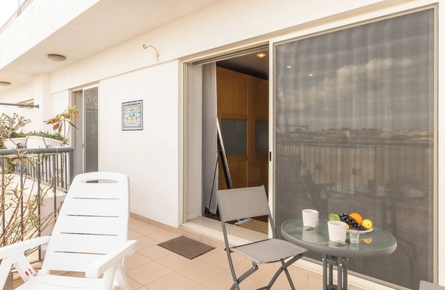 Modern and comfortable apart Savoy Garden, Il-Gzira, Malta